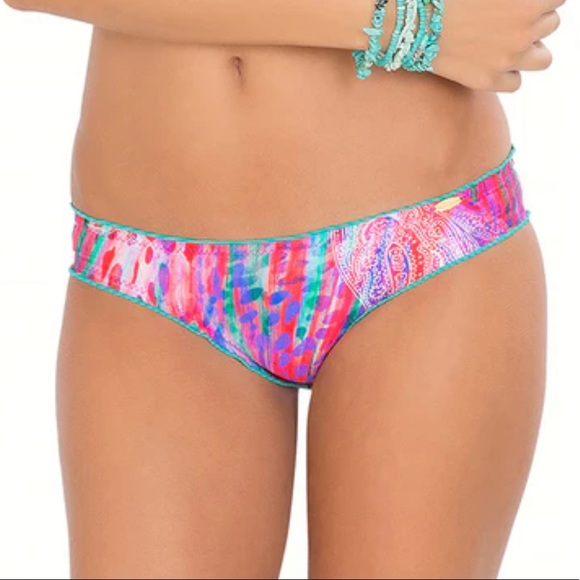 Lulifama Bikini top and bottom - different size top and bottom - Picture 2 of 3